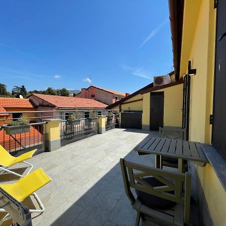 Sun Luxury Apartment In Centro Storico 키아바리 외부 사진