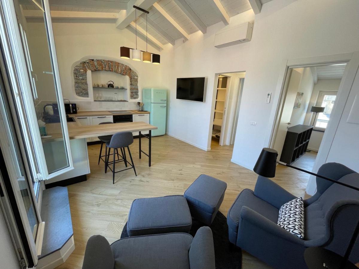 Sun Luxury Apartment In Centro Storico 키아바리 외부 사진