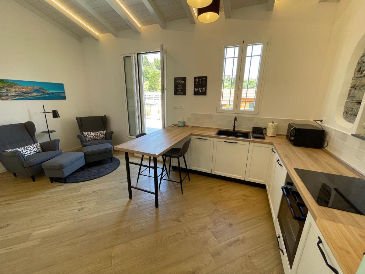 Sun Luxury Apartment In Centro Storico 키아바리 외부 사진